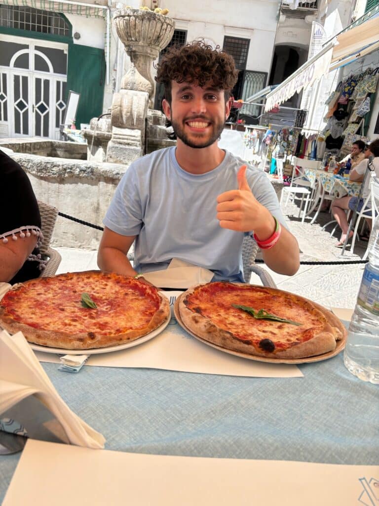 Pizza in Atrani